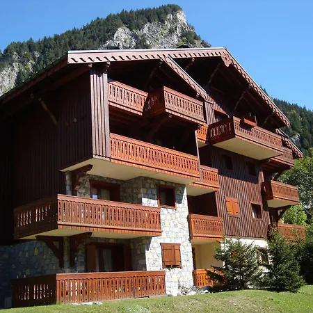 Duplex 4 Pieces Avec Balcon Et Parking A Pralognan, Proche Des Pistes - Fr-1-464-43 Lägenhet *