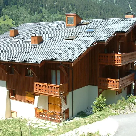 Duplex 4 Pieces Avec Balcon Et Parking A Pralognan, Proche Des Pistes - Fr-1-464-43 Lägenhet